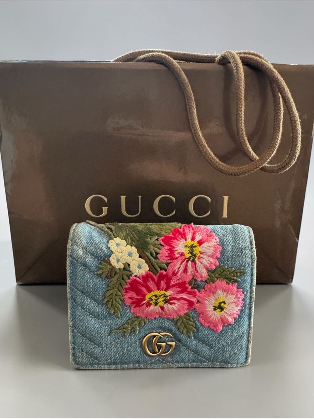 Limited-Edition Gucci-Embroidered Denim Compact Wallet